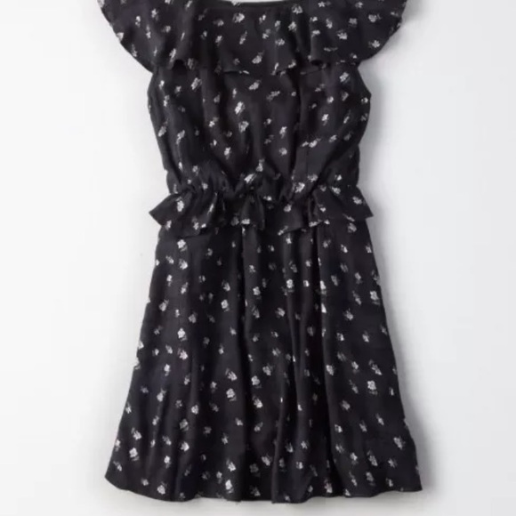 Tie Front Shift Dress - Picture 4 of 4